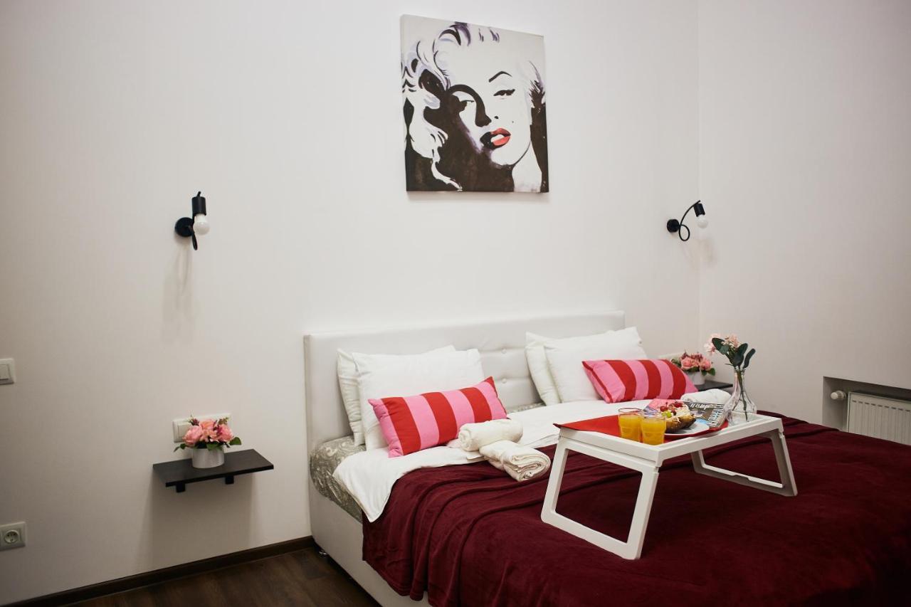 RV Old City Apartment Velyka Vasylkivska, 28 Kiev Eksteriør bilde
