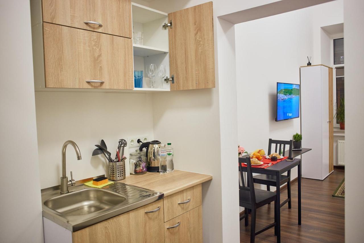 RV Old City Apartment Velyka Vasylkivska, 28 Kiev Eksteriør bilde