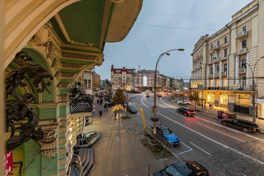 RV Old City Apartment Velyka Vasylkivska, 28 Kiev Eksteriør bilde